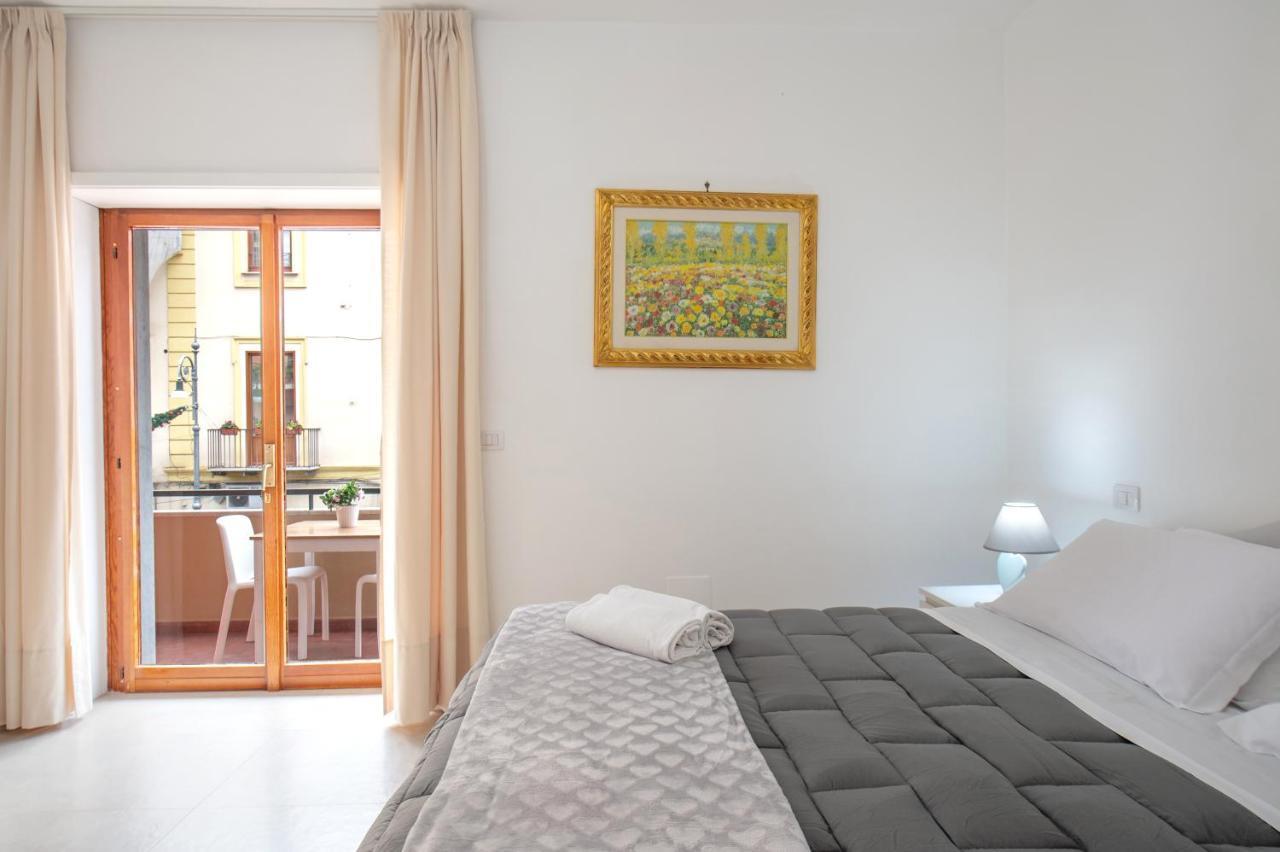 Lauro Charme B&B Di Rosanova Rosa Соренто Екстериор снимка